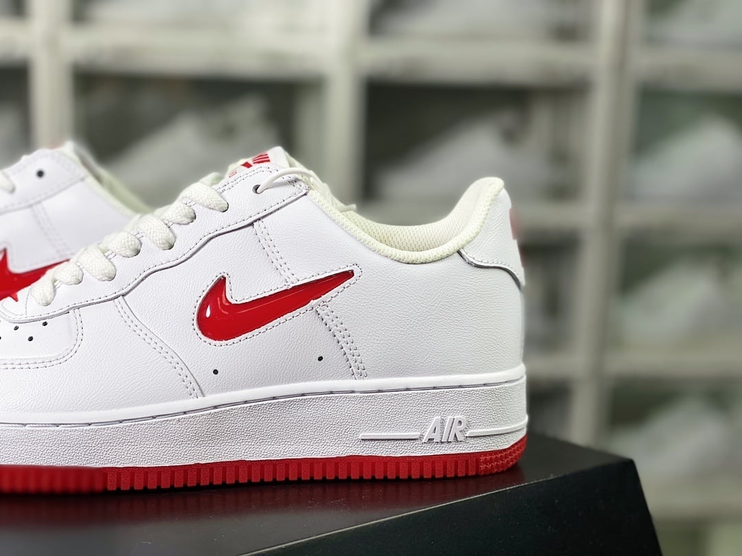 Nike Leather Branco e Vermelho com Hook de Cristal - Vista 9