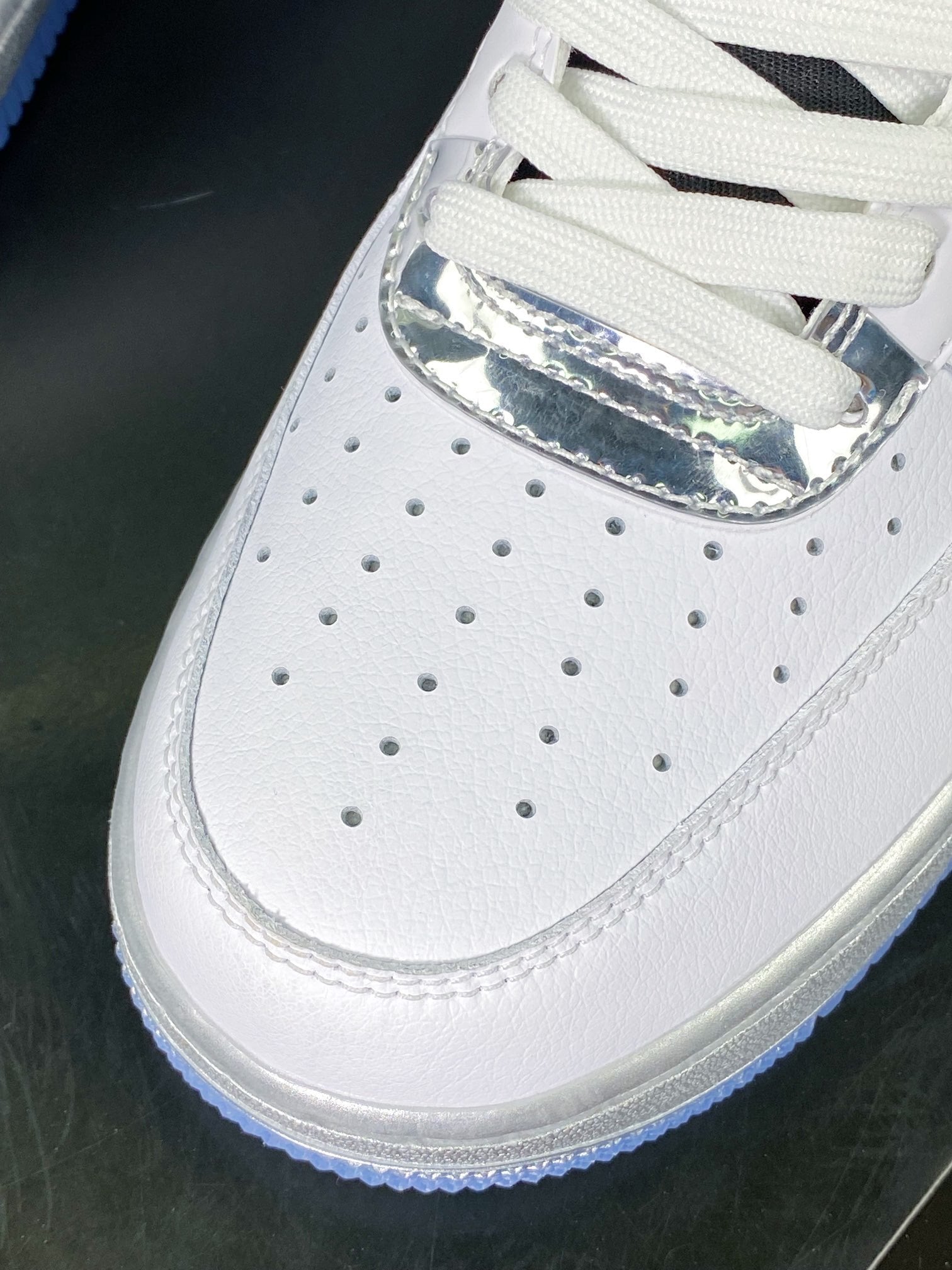 Nike Leather Branco e Prata Sola Gelo - Vista 6