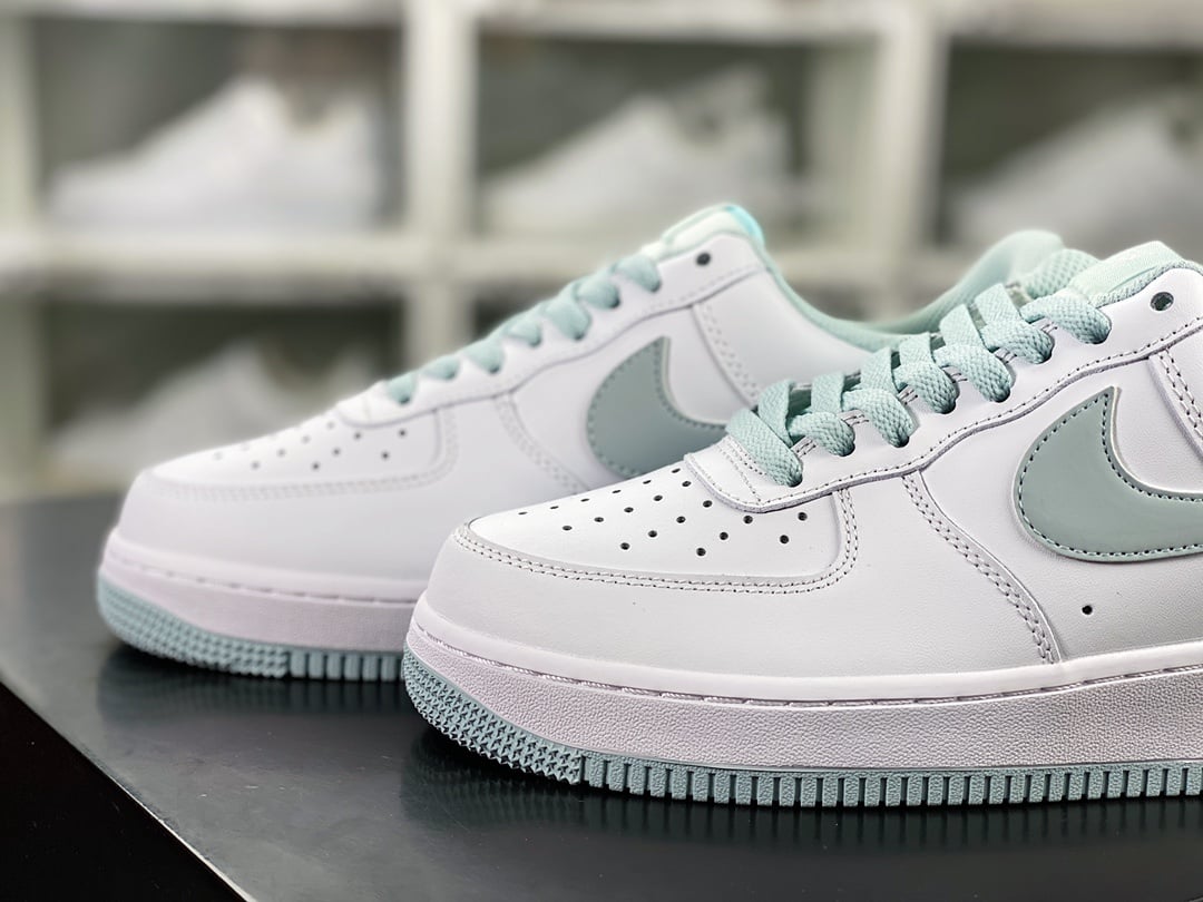 Nike Leather Branco, Baunilha e Menta Reflective - Vista 8