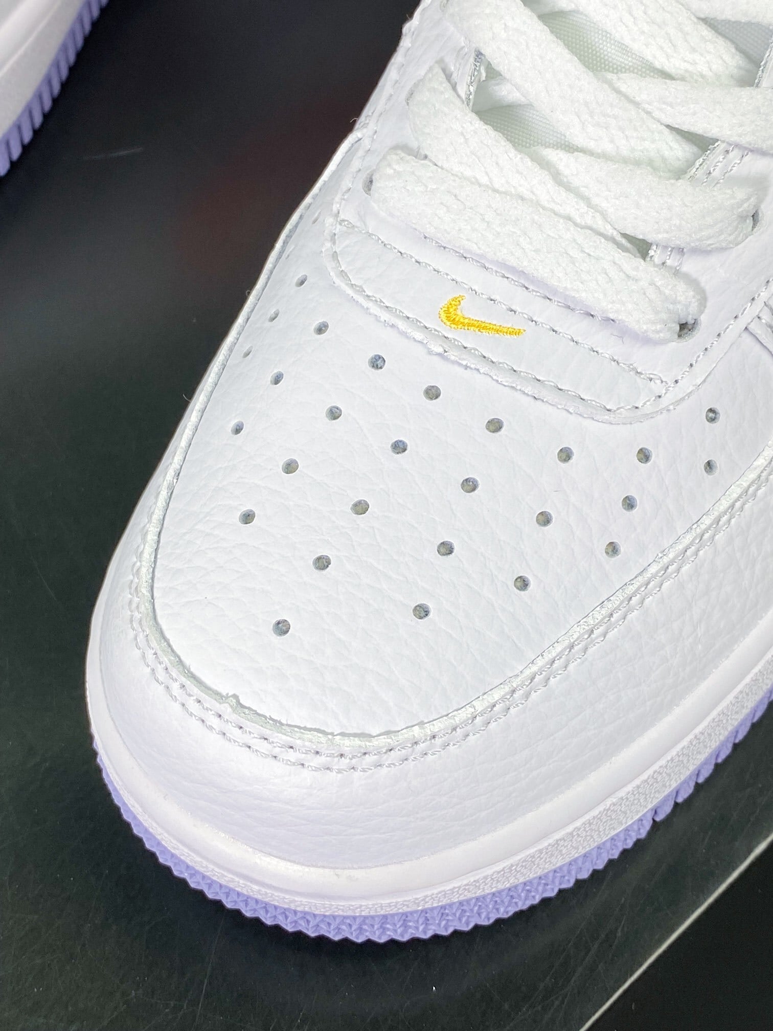 Nike Leather Branco com Amarelo e Coral - Vista 6