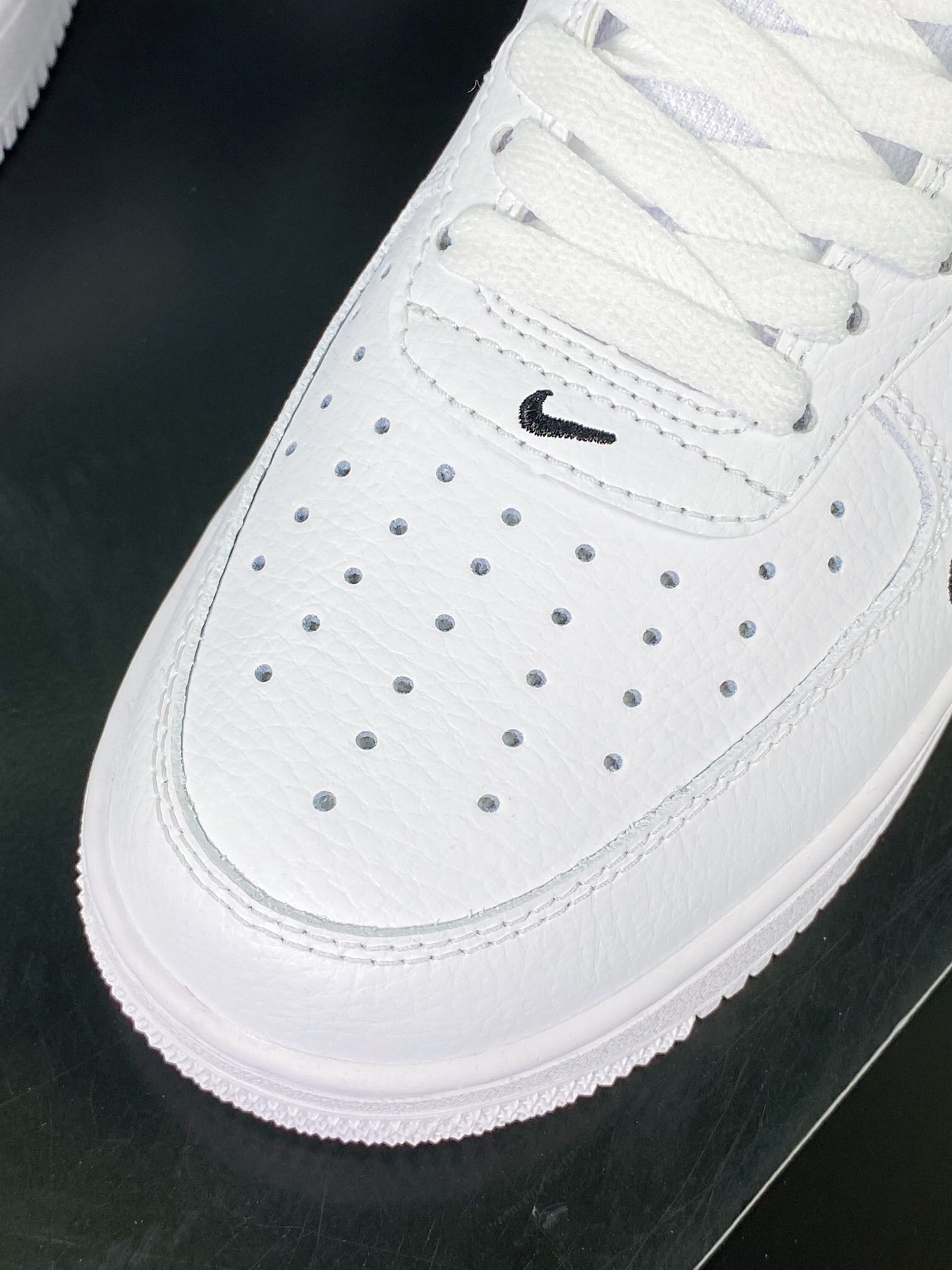 Nike Leather Branco e Preto Multi Hook 3M - Vista 6
