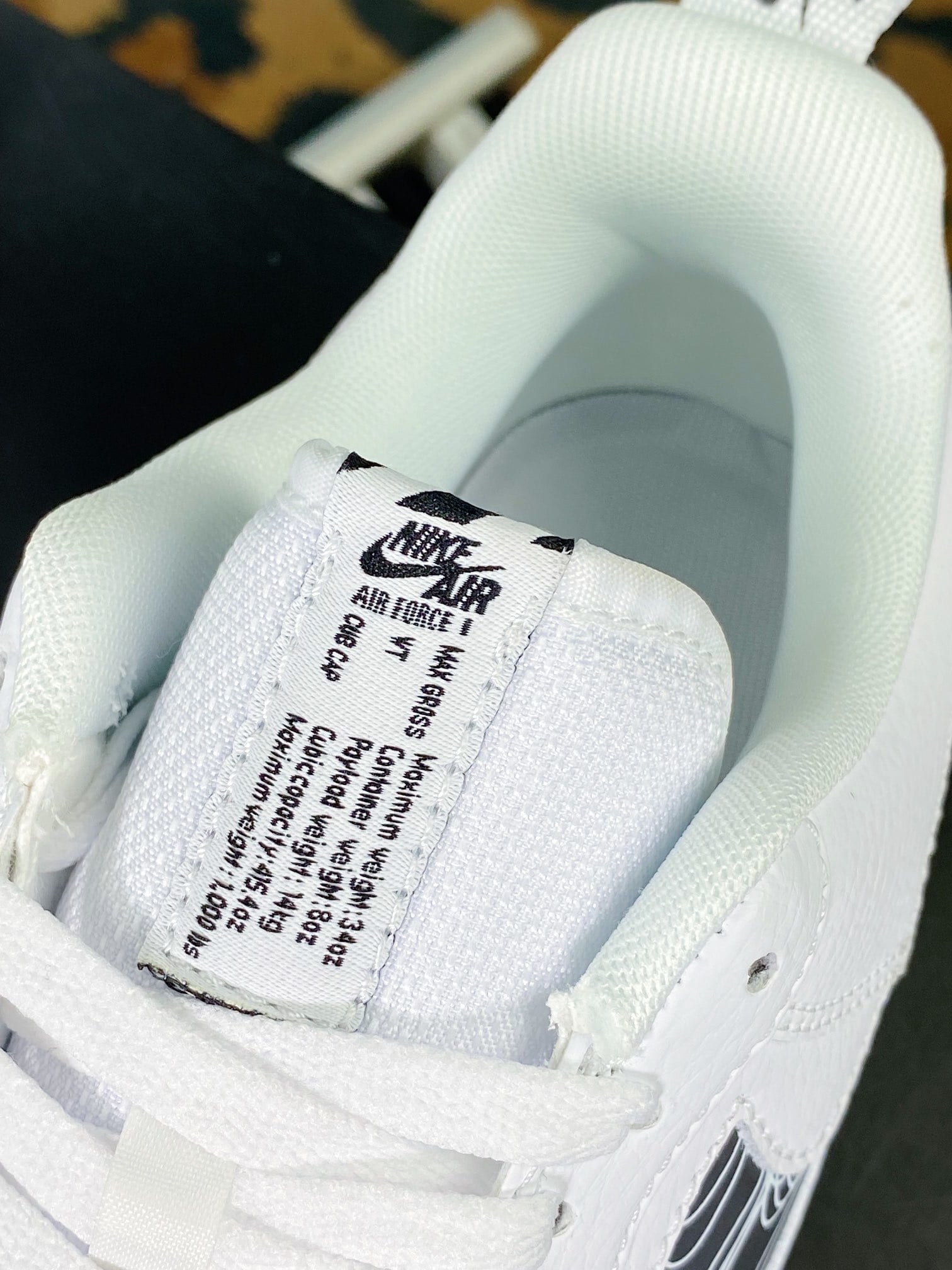 Nike Leather Branco e Preto Multi Hook 3M - Vista 7