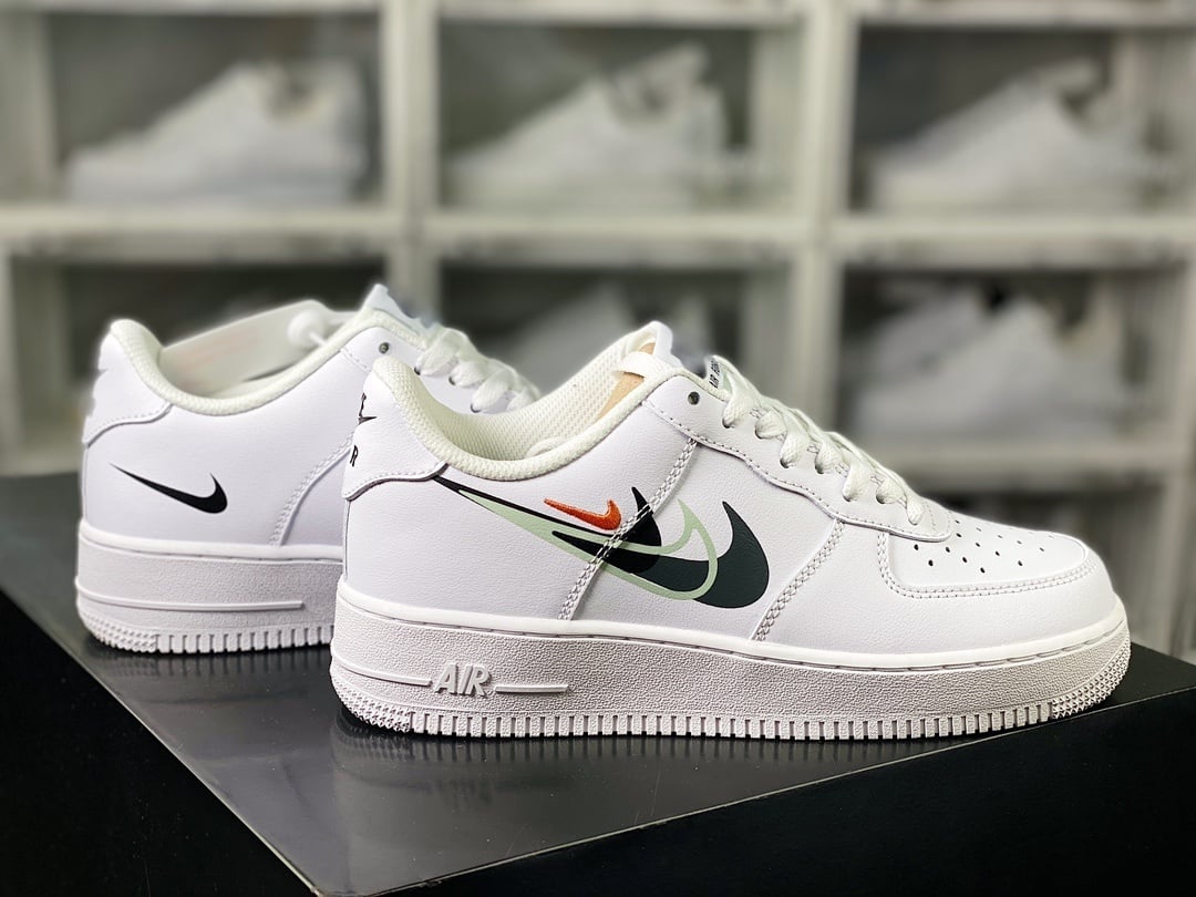 Nike Leather Branco, Preto e Verde com Quatro Hooks - Vista 3