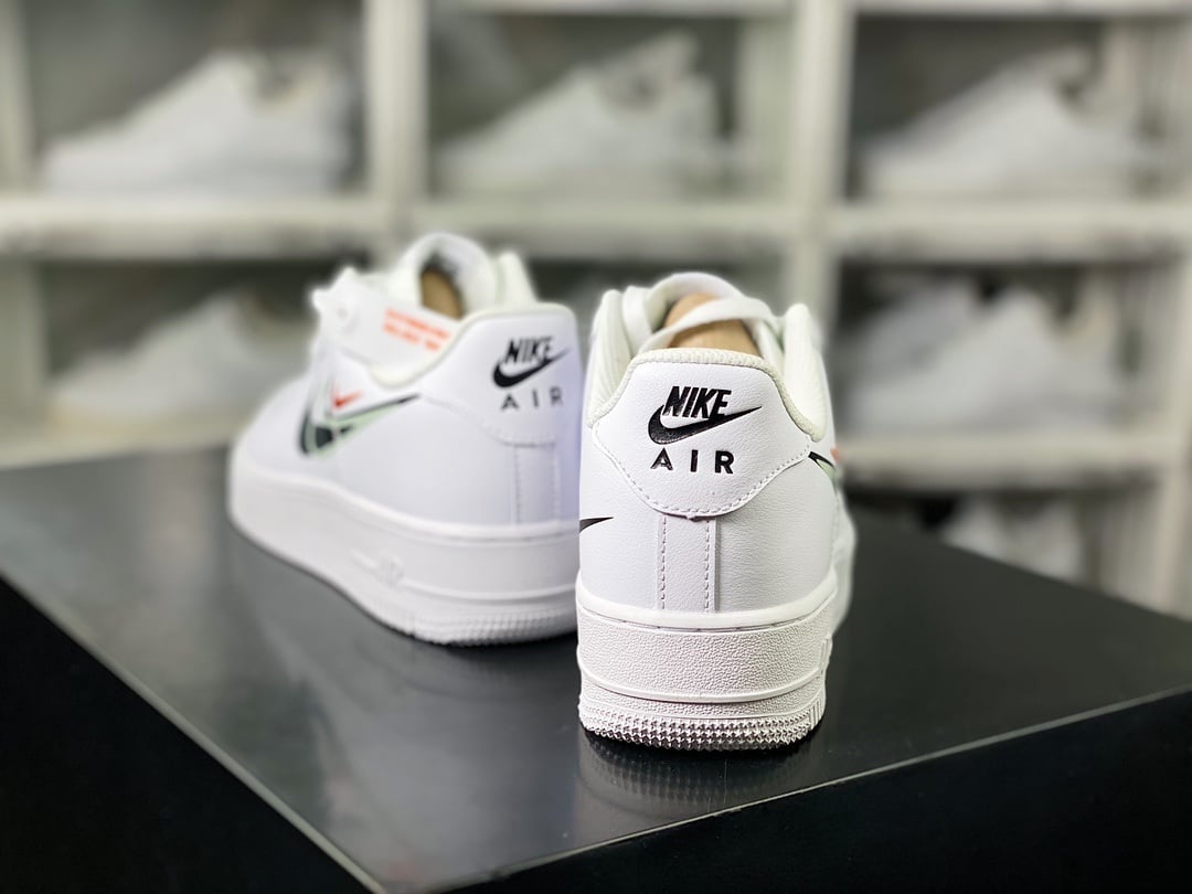 Nike Leather Branco, Preto e Verde com Quatro Hooks - Vista 4