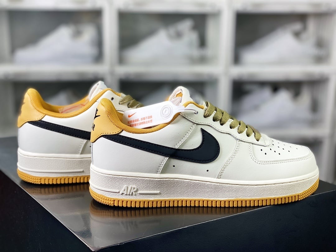 Nike Leather Creme, Amarelo e Preto Hook - Vista 3
