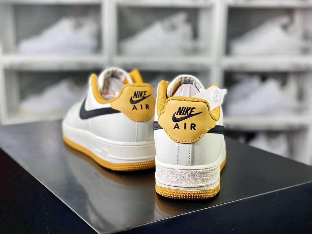 Nike Leather Creme, Amarelo e Preto Hook - Vista 4