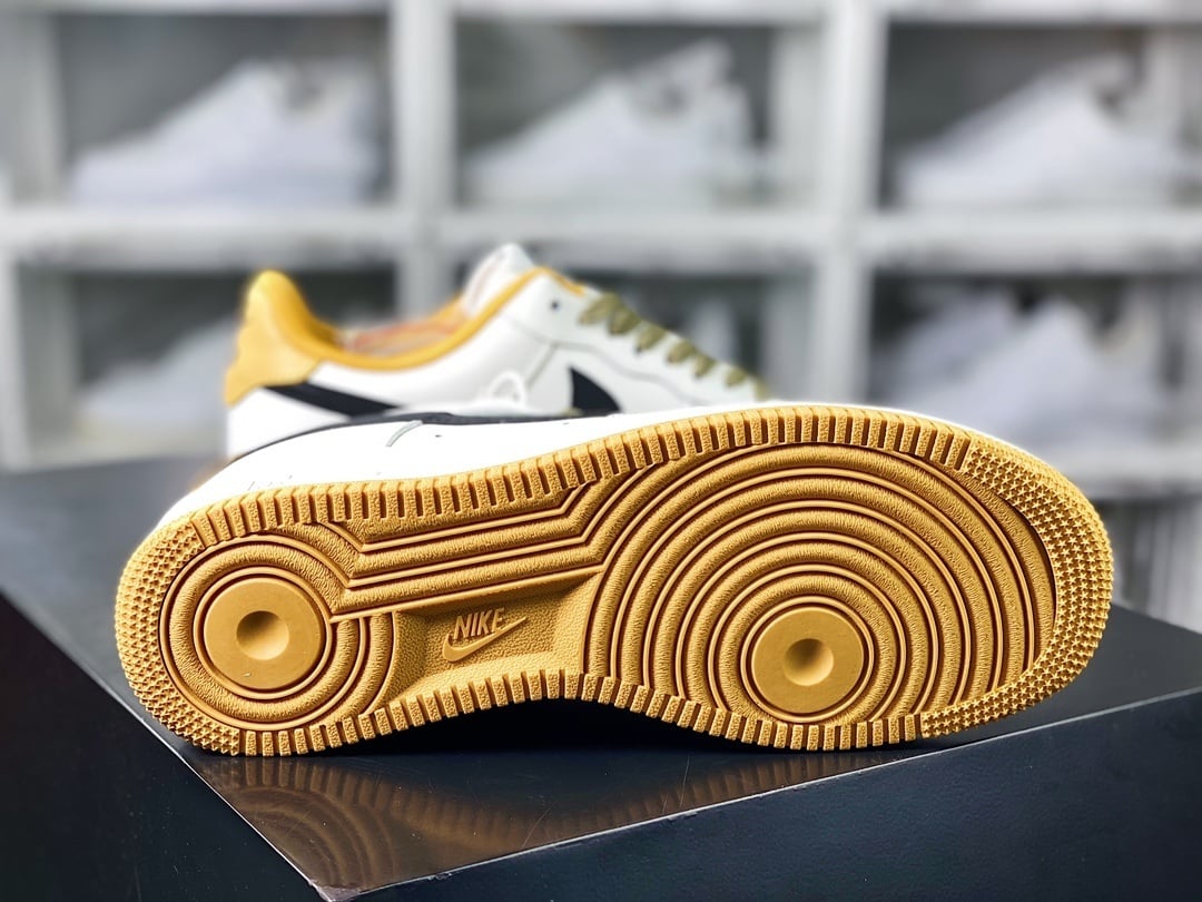 Nike Leather Creme, Amarelo e Preto Hook - Vista 5