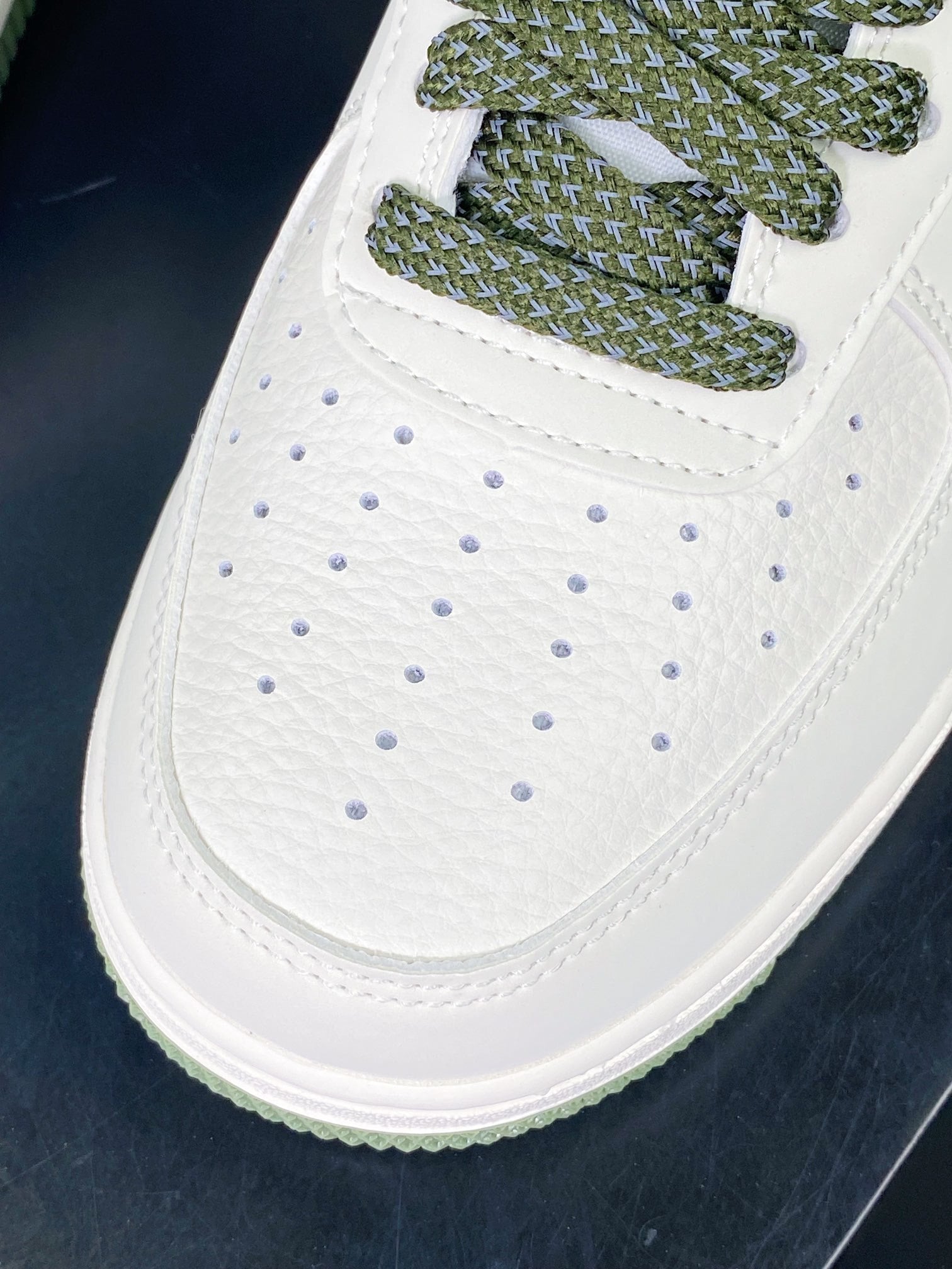 Nike Leather Creme Matcha 3M Reflective Double Hook - Vista 6