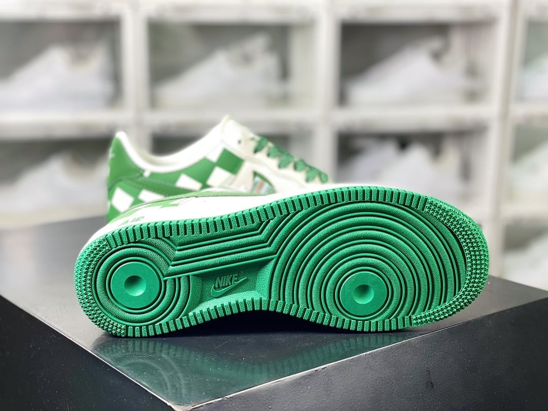Nike Leather Creme e Verde Escuro Reflective - Vista 5