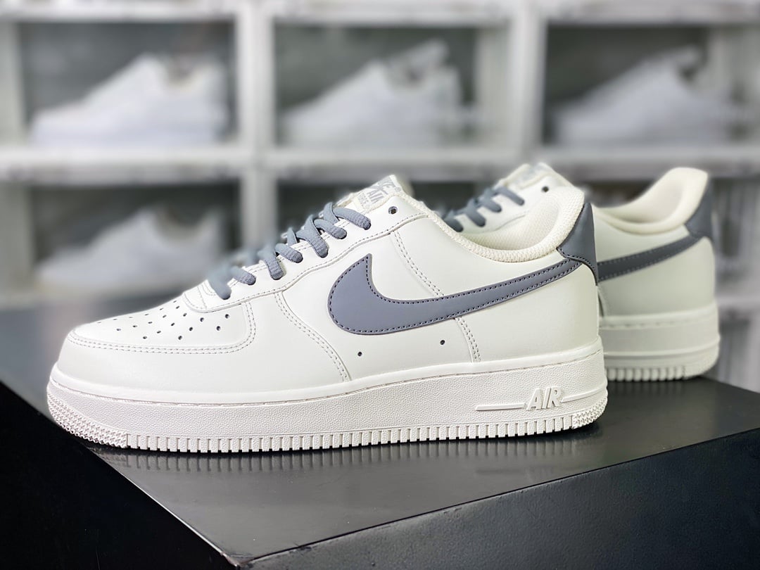 Nike Leather Creme e Cinza - Vista 2