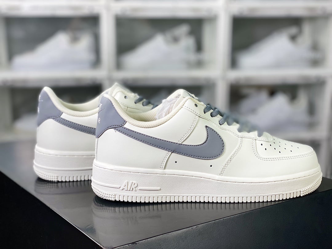 Nike Leather Creme e Cinza - Vista 3