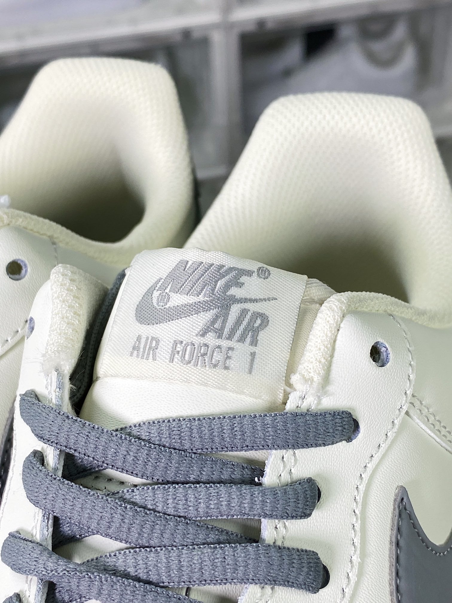 Nike Leather Creme e Cinza - Vista 7