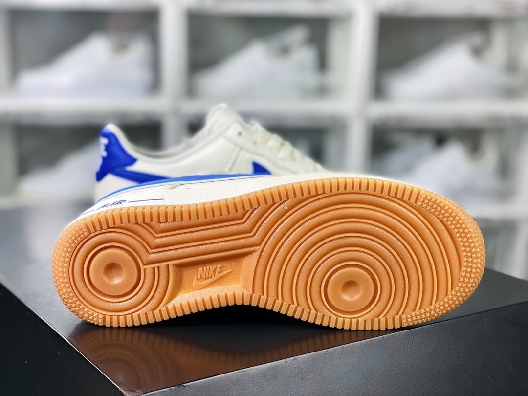 Nike Leather Creme e Royal Blue com Hook - Vista 5