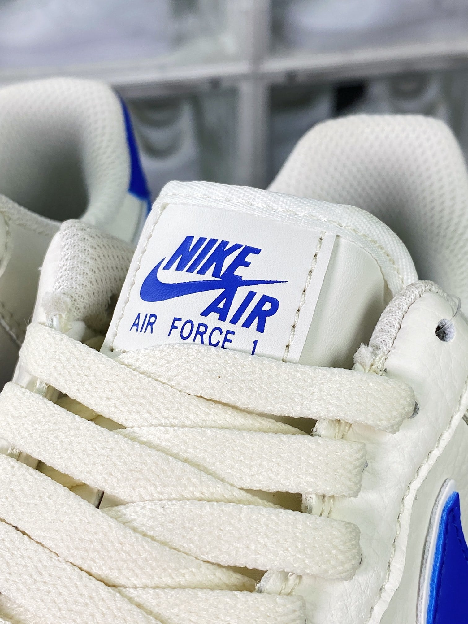 Nike Leather Creme e Royal Blue com Hook - Vista 7