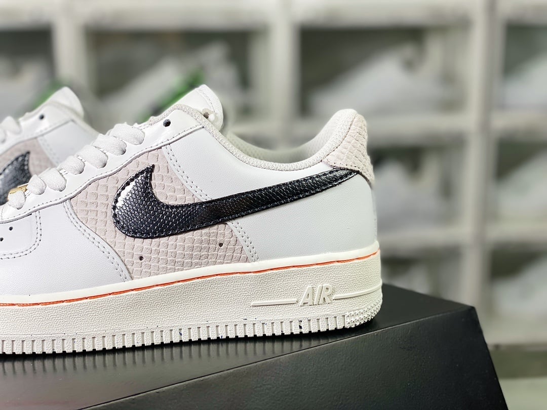 Nike Leather Creme Snake Cinza - Vista 9