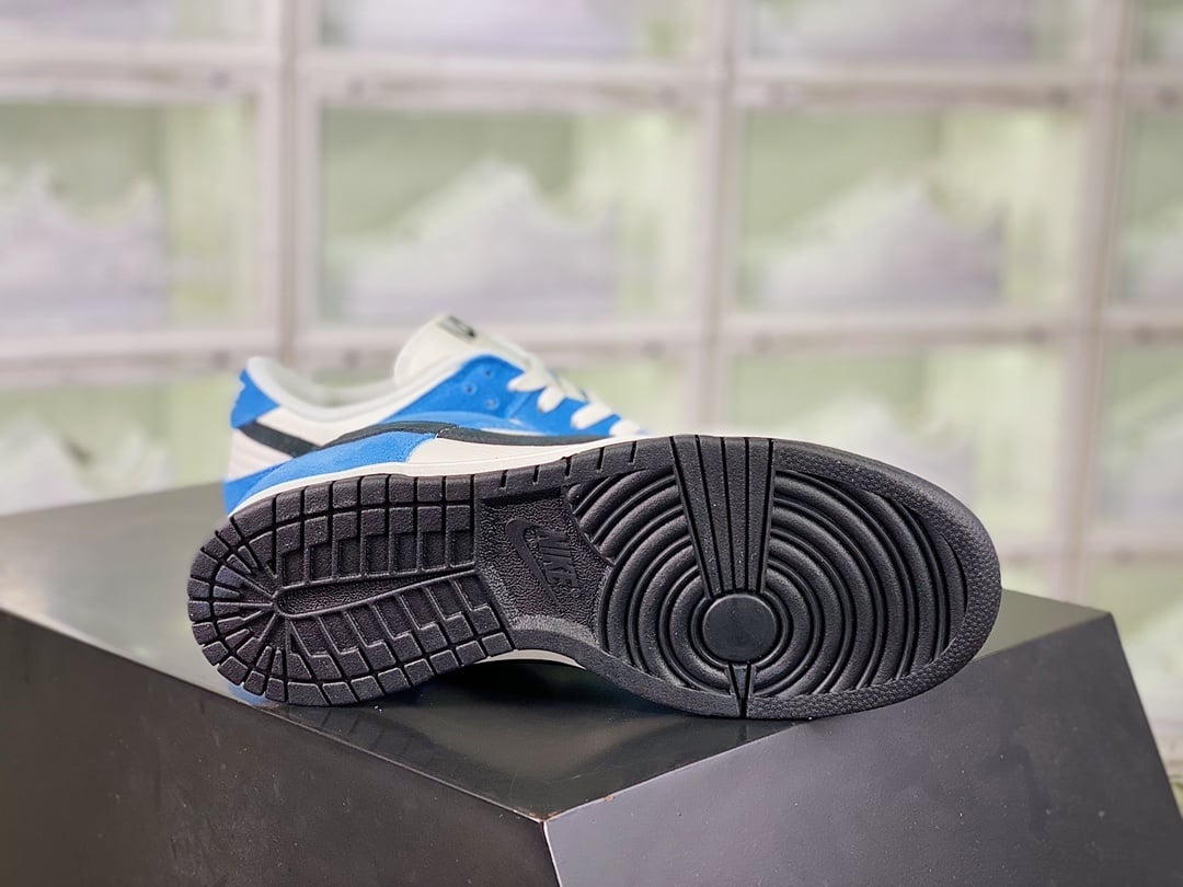 NK Dunk Low Racing Blue e Preto - Vista 4