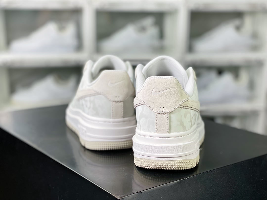 Nike Leather Creme e Branco Leopardo - Vista 4