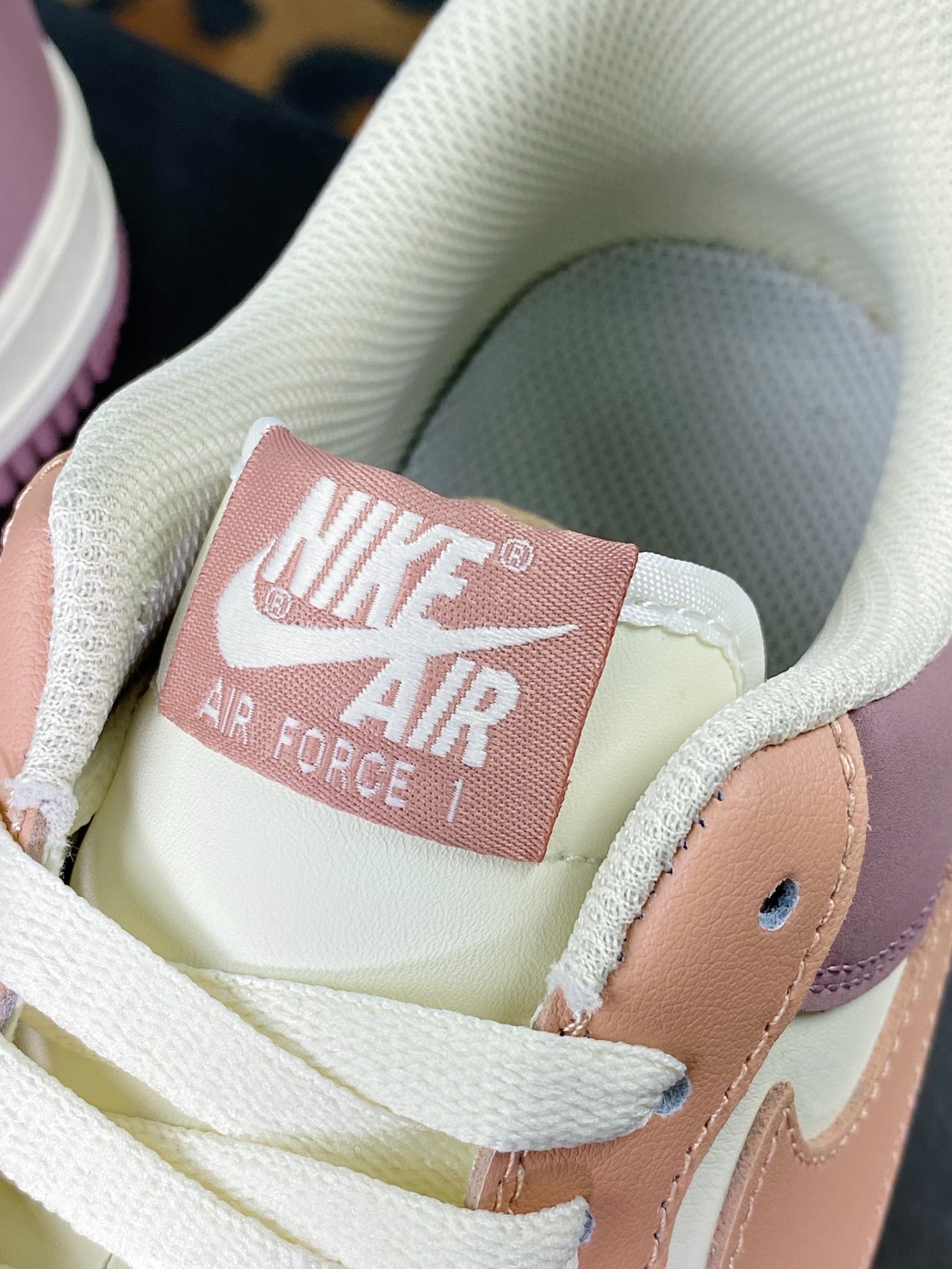Nike Leather Roxo Sujo, Creme e Marrom com Pequeno Hook - Vista 7