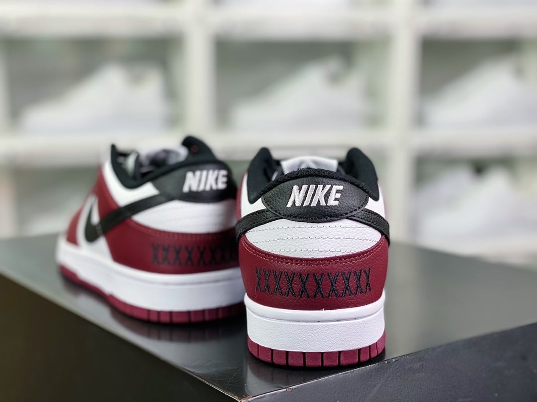 NK Dunk Low Bordeaux Preto Branco - Vista 4