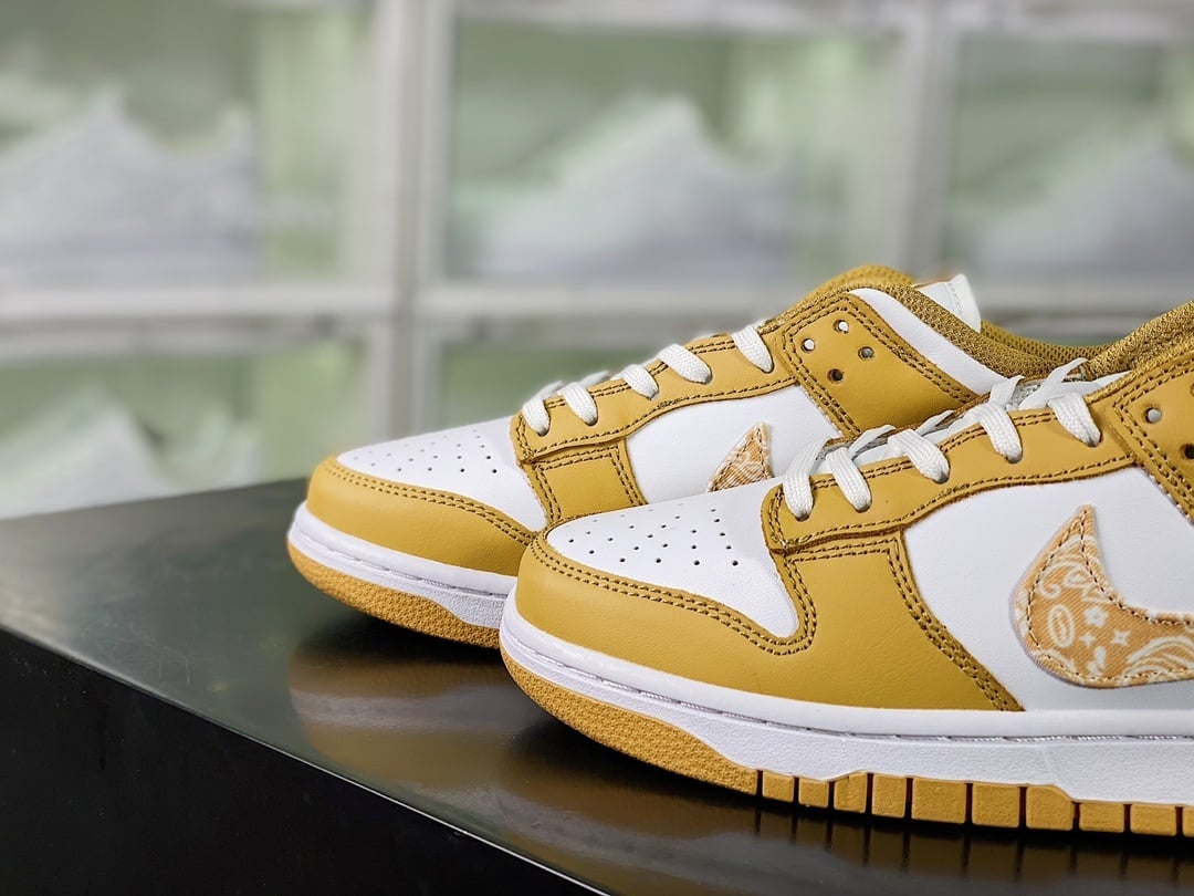 NK Dunk Low Couro Amarelo e Branco Paisley - Vista 8