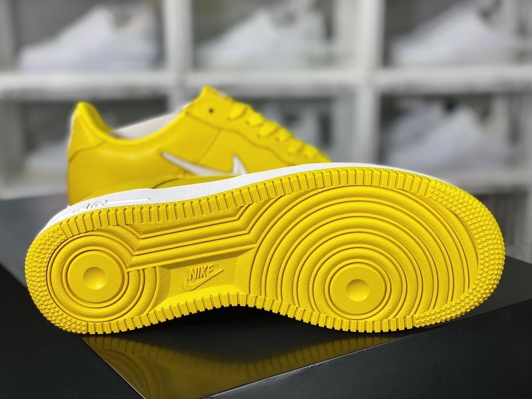 Nike Leather Amarelo com Gem Hook - Vista 5