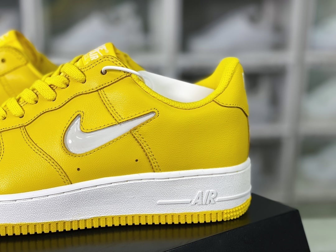 Nike Leather Amarelo com Gem Hook - Vista 9