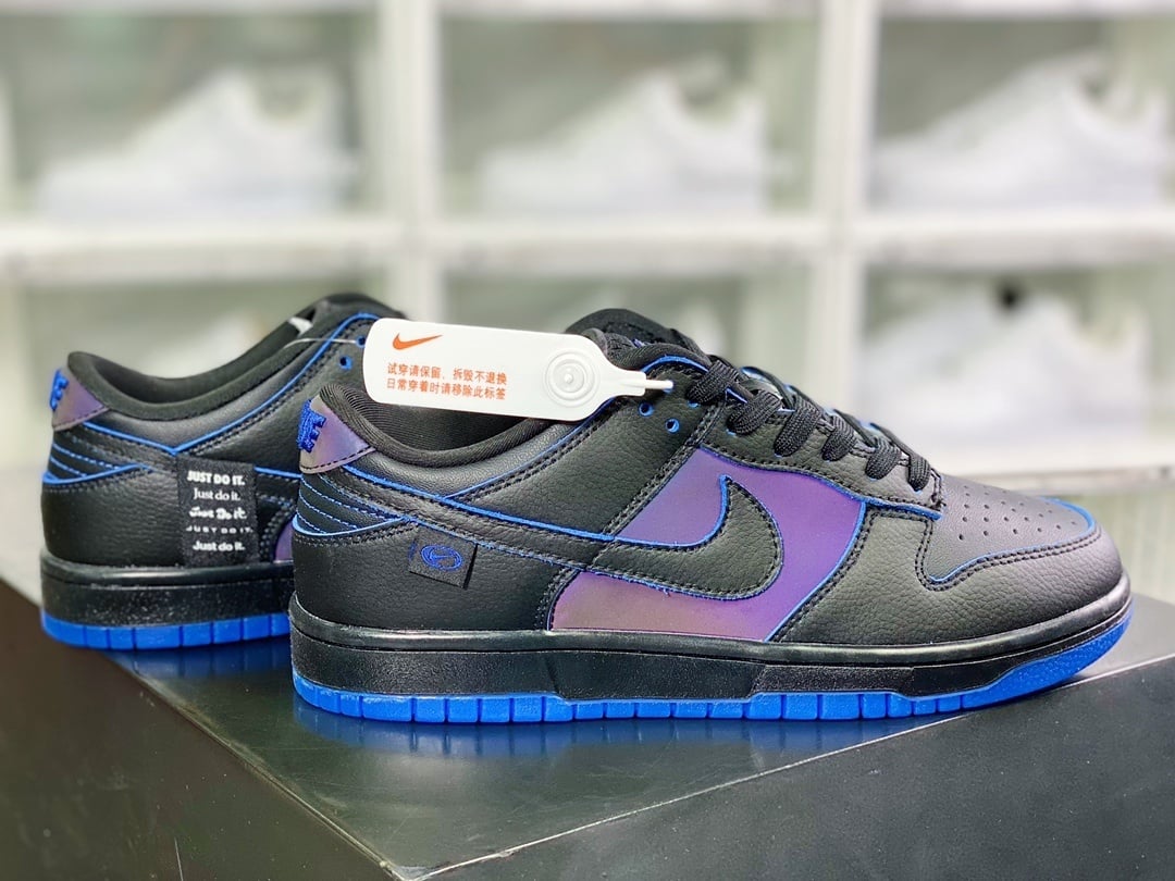 NK Dunk Low Preto e Azul Reflectivo - Vista 2