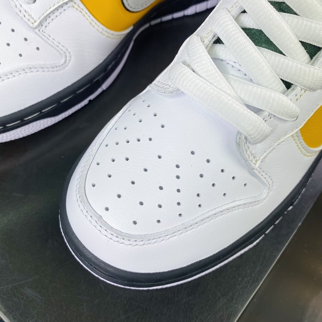 NK Dunk Low Kobe Branco e Amarelo 24 - Vista 5