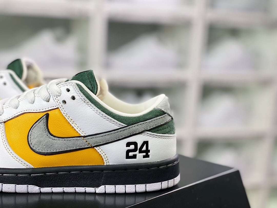 NK Dunk Low Kobe Branco e Amarelo 24 - Vista 9