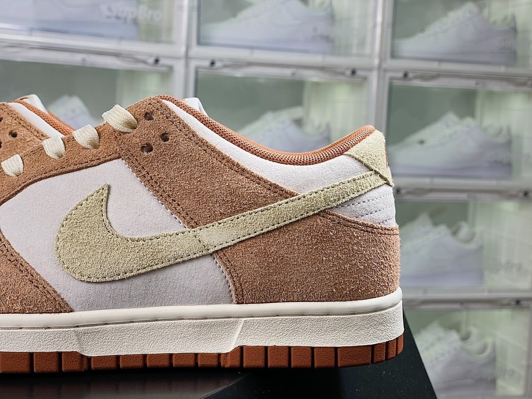 NK Dunk Low Creme e Castanho Milk Tea - Vista 9