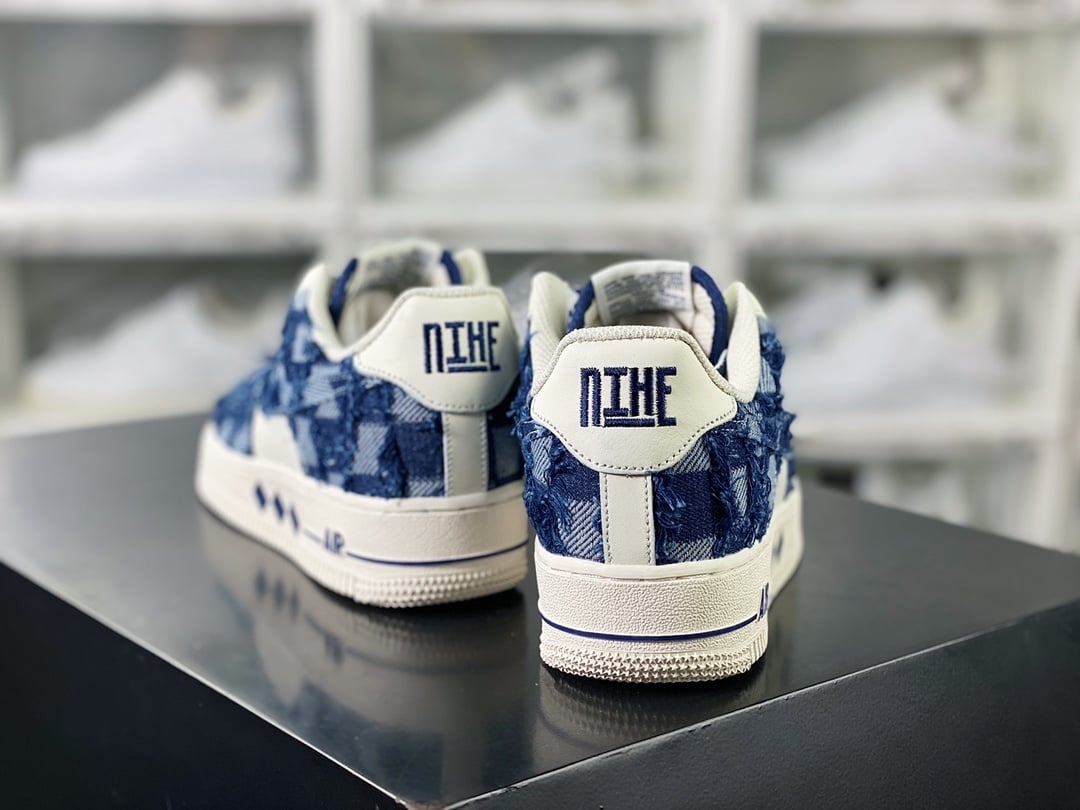 Nike Denim Creme e Azul Escuro com Franjas - Vista 4
