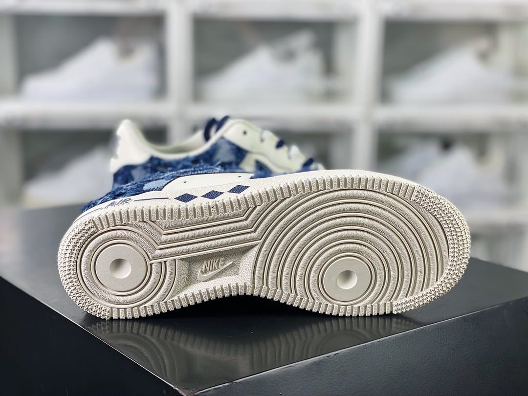 Nike Denim Creme e Azul Escuro com Franjas - Vista 5