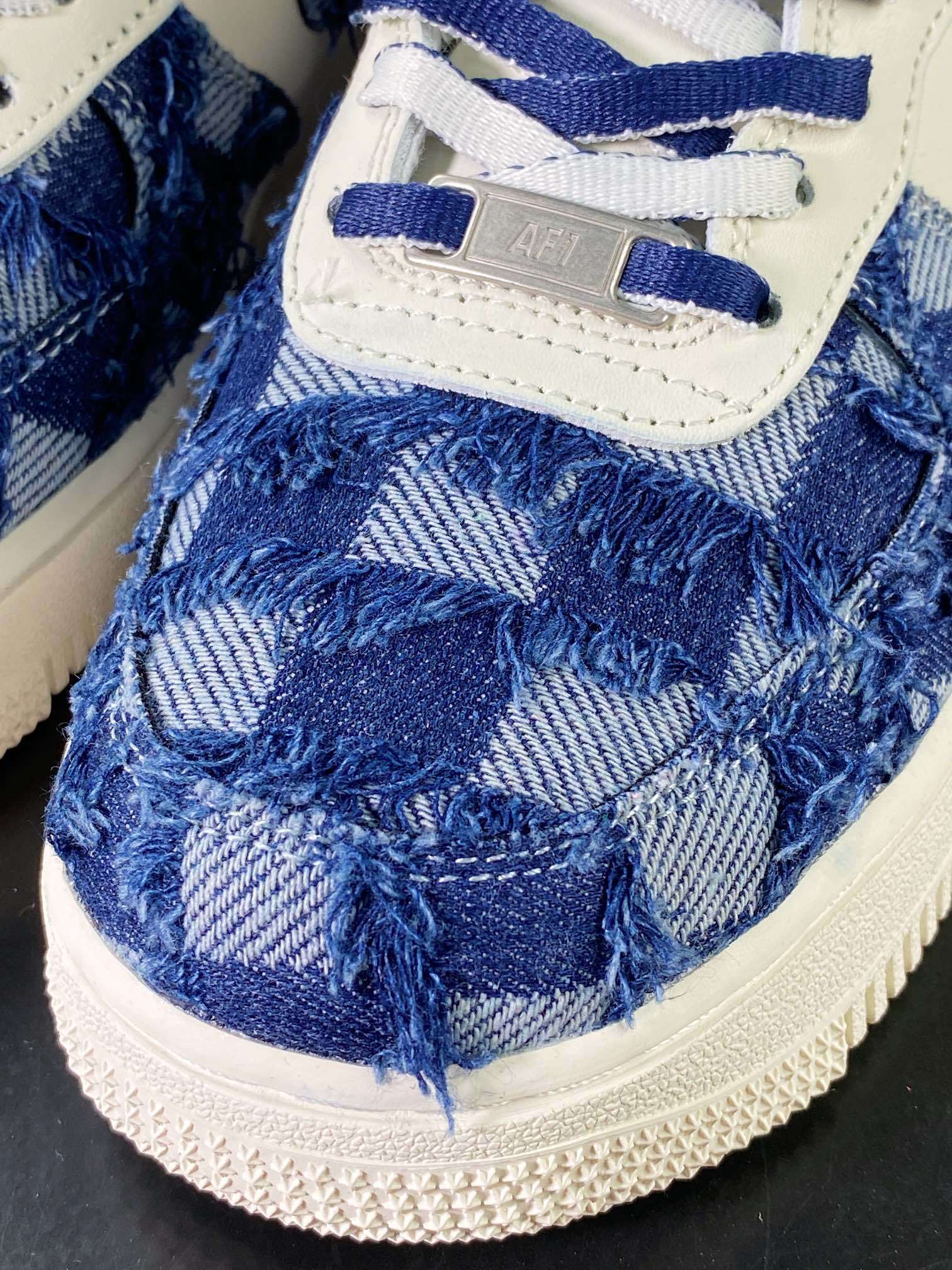 Nike Denim Creme e Azul Escuro com Franjas - Vista 6