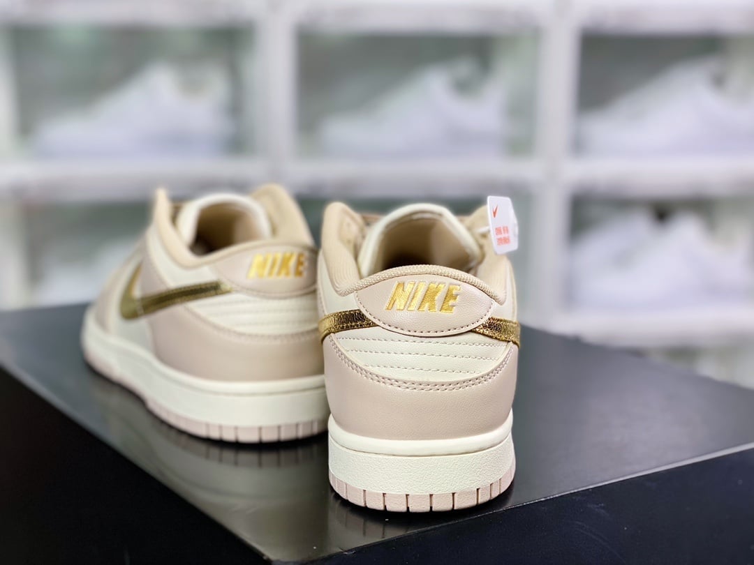 NK Dunk Low Rosa Branco Ouro - Vista 4