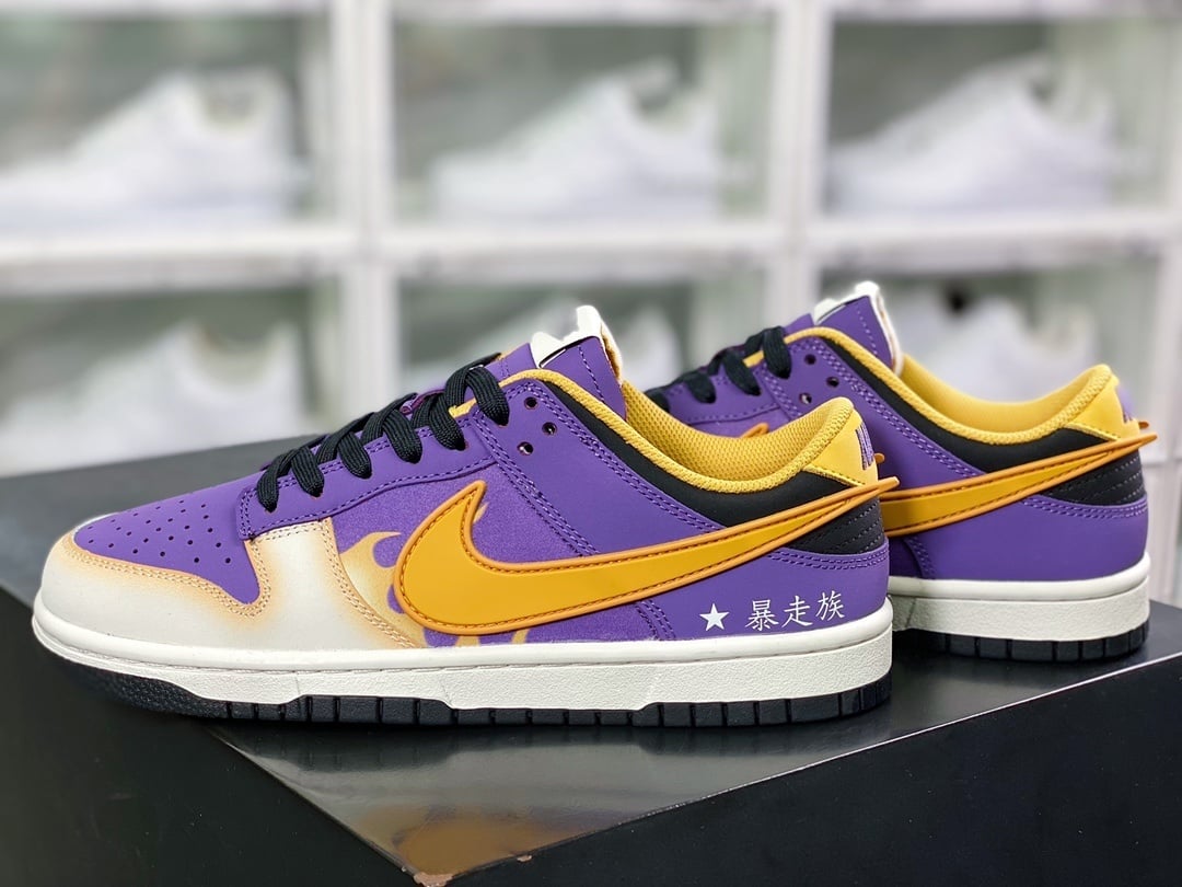 NK Dunk Low Roxo Preto Amarelo Chama Lowrider - Vista 3