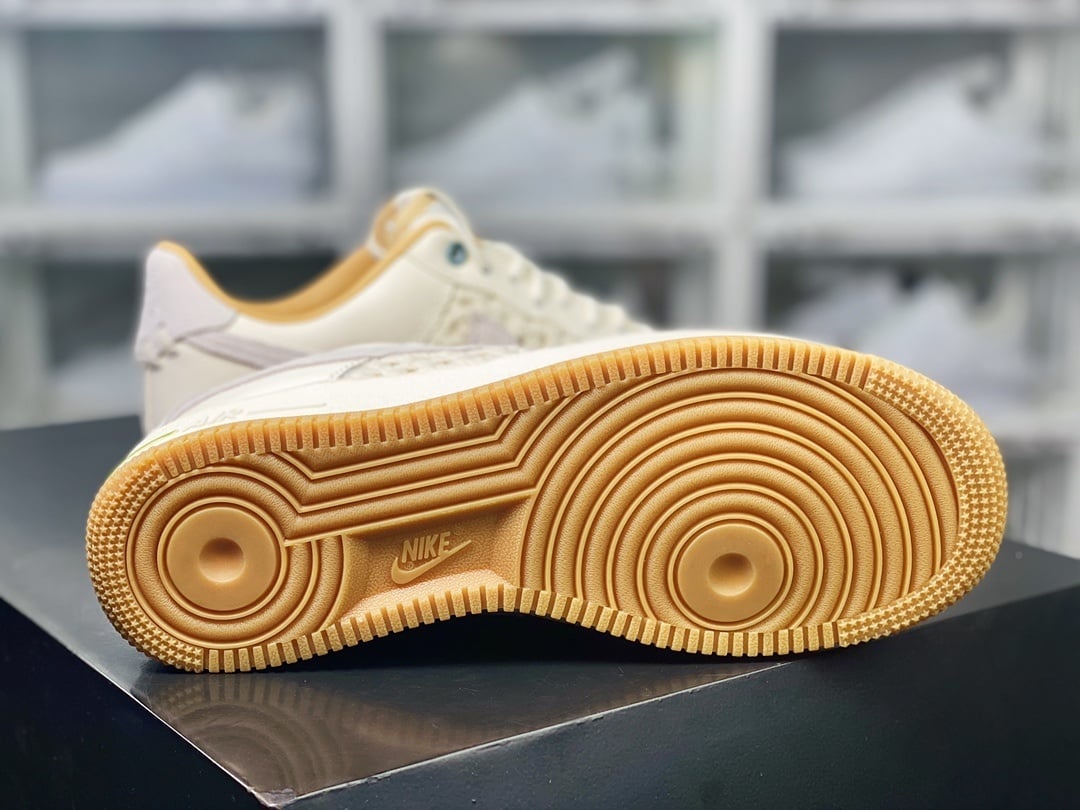Nike Trançado Bamboo Bege e Marrom - Vista 5