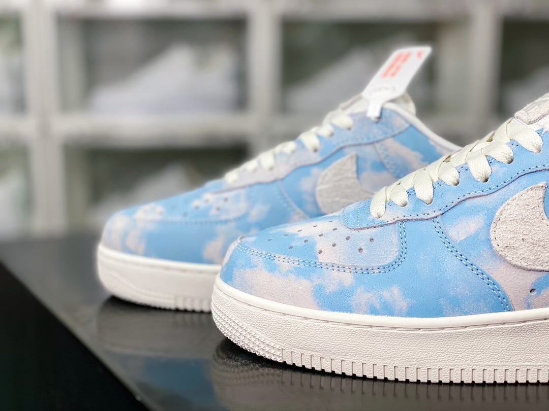 Nike Air Force 1 Tie-Dye Azul Céu e Nuvens - Vista 8