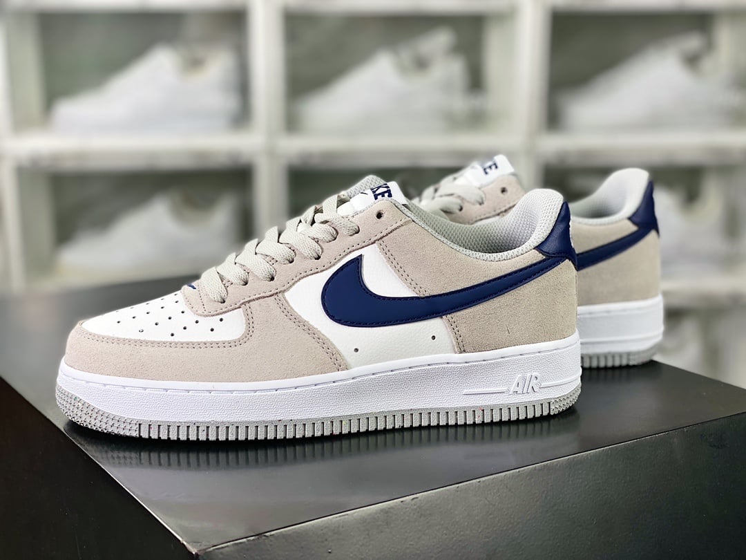 Nike Camurça Cinza e Navy - Vista 2