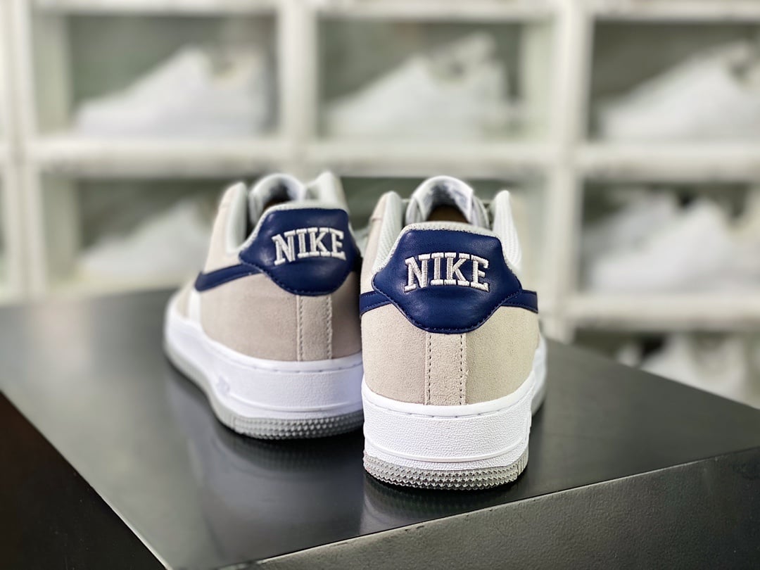 Nike Camurça Cinza e Navy - Vista 4