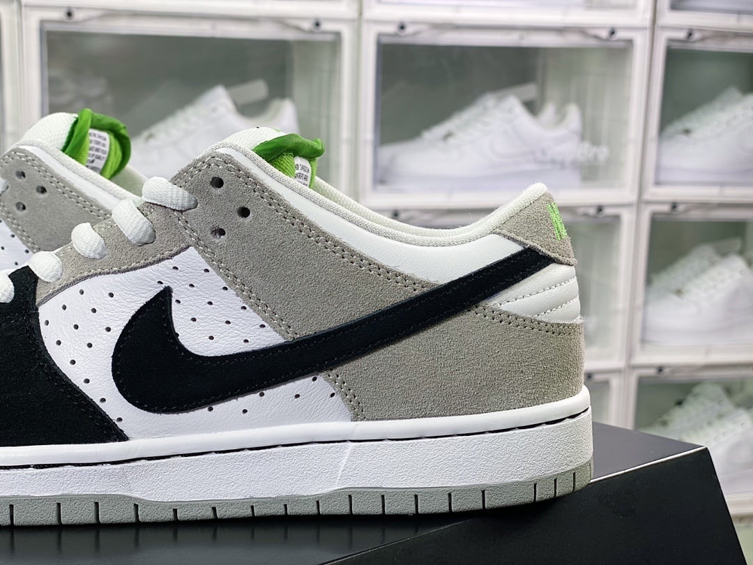 NK Dunk Low Preto, Cinza e Branco em Pelo - Vista 9