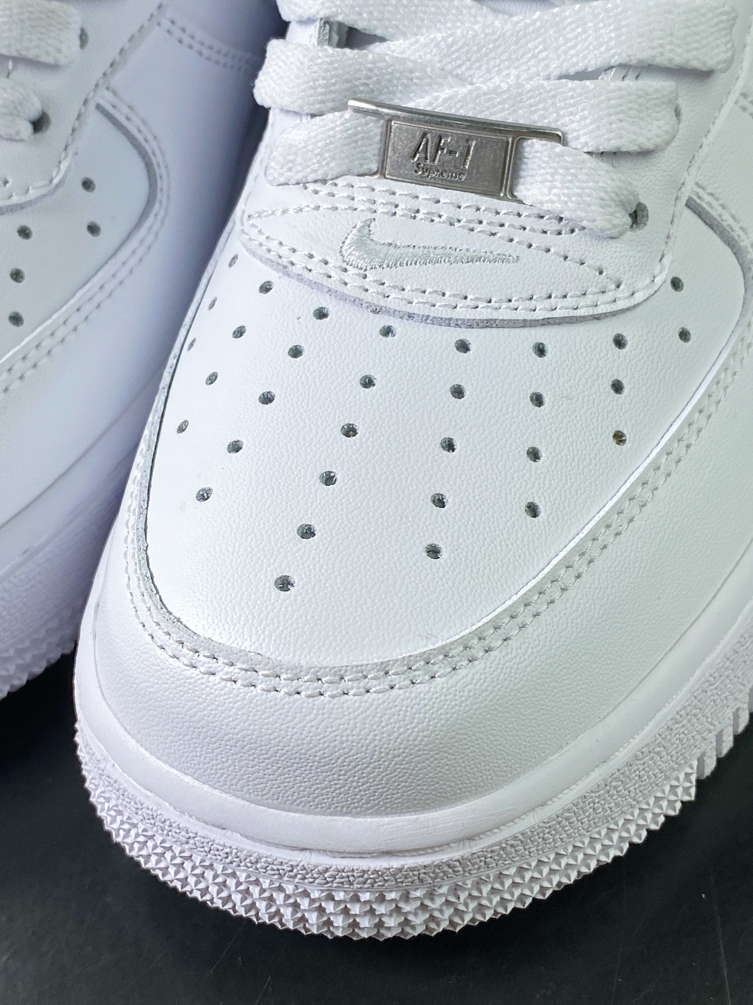 Nike Colab Branco e logo Vermelho Sup - Vista 6