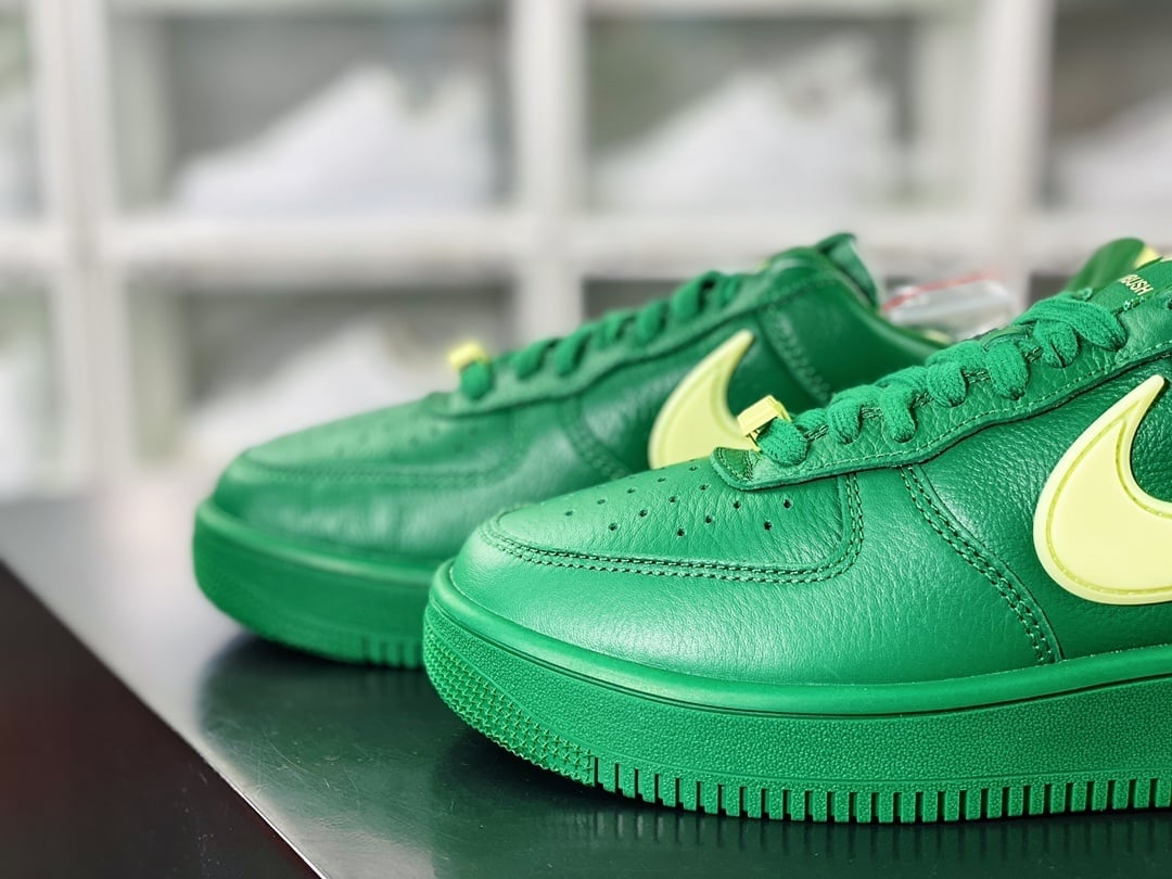 Nike Colaboração Loki Verde - Vista 8