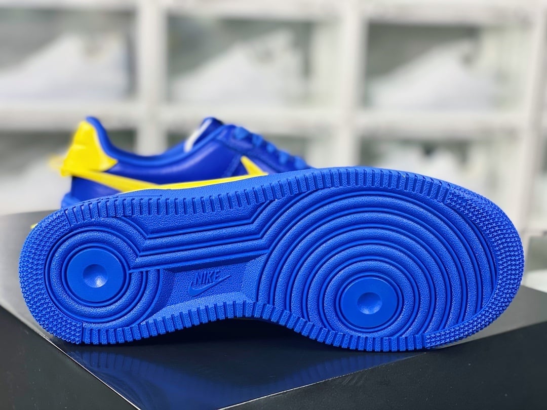Nike Collab Blue Giant e Yellow Large Hook - Vista 5