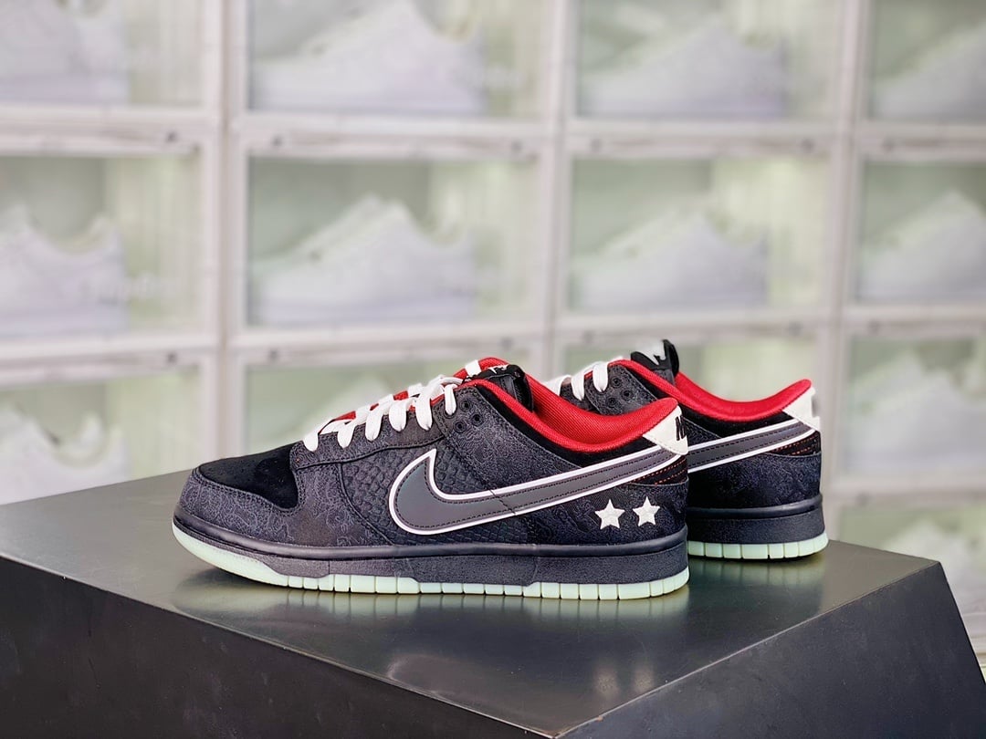 NK Dunk Low League of Legends - Vista 2