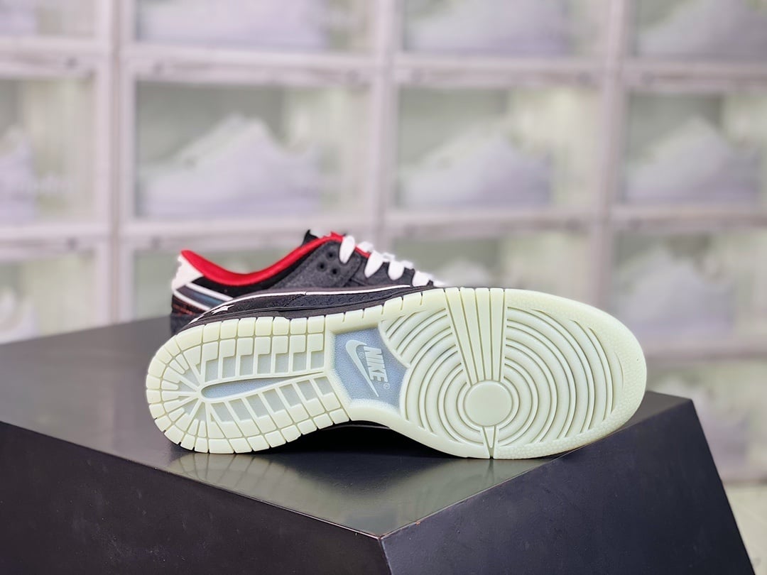 NK Dunk Low League of Legends - Vista 4