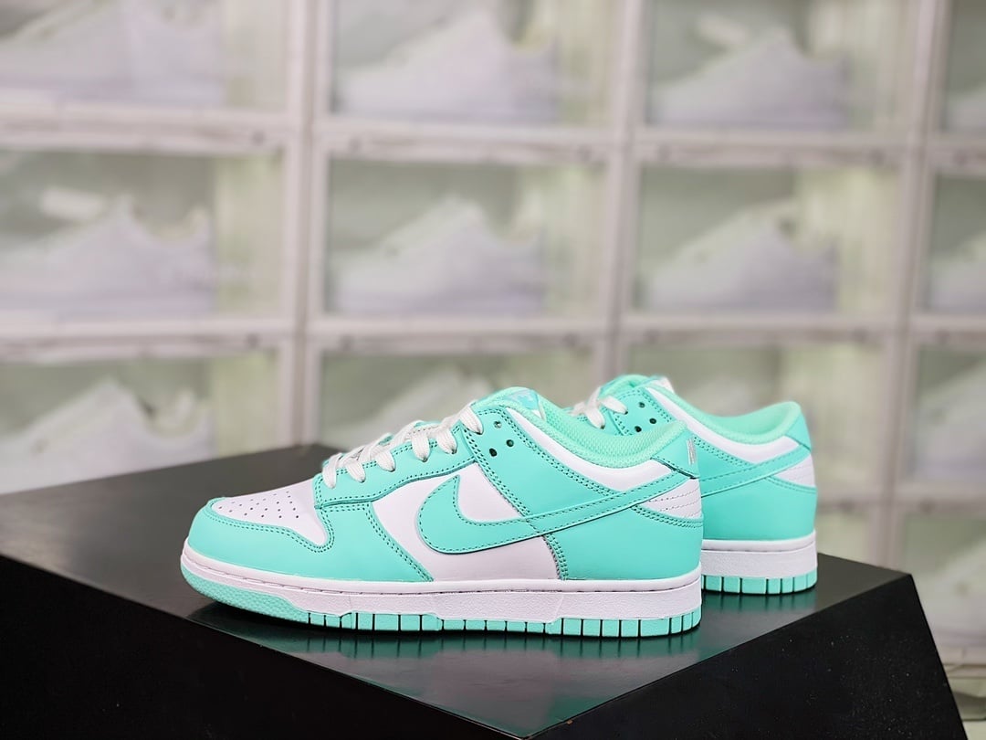 NK Dunk Low Tiffany Verde e Branco - Vista 2