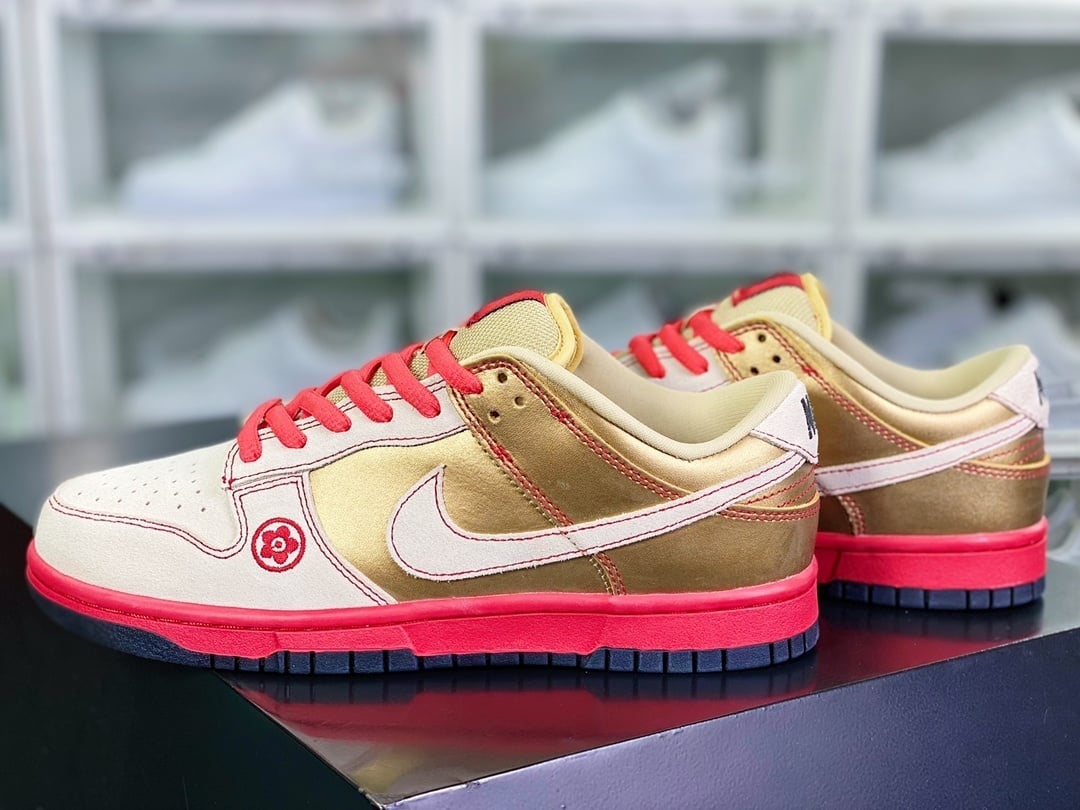 NK Dunk Low Gato da Sorte Dourado - Vista 3