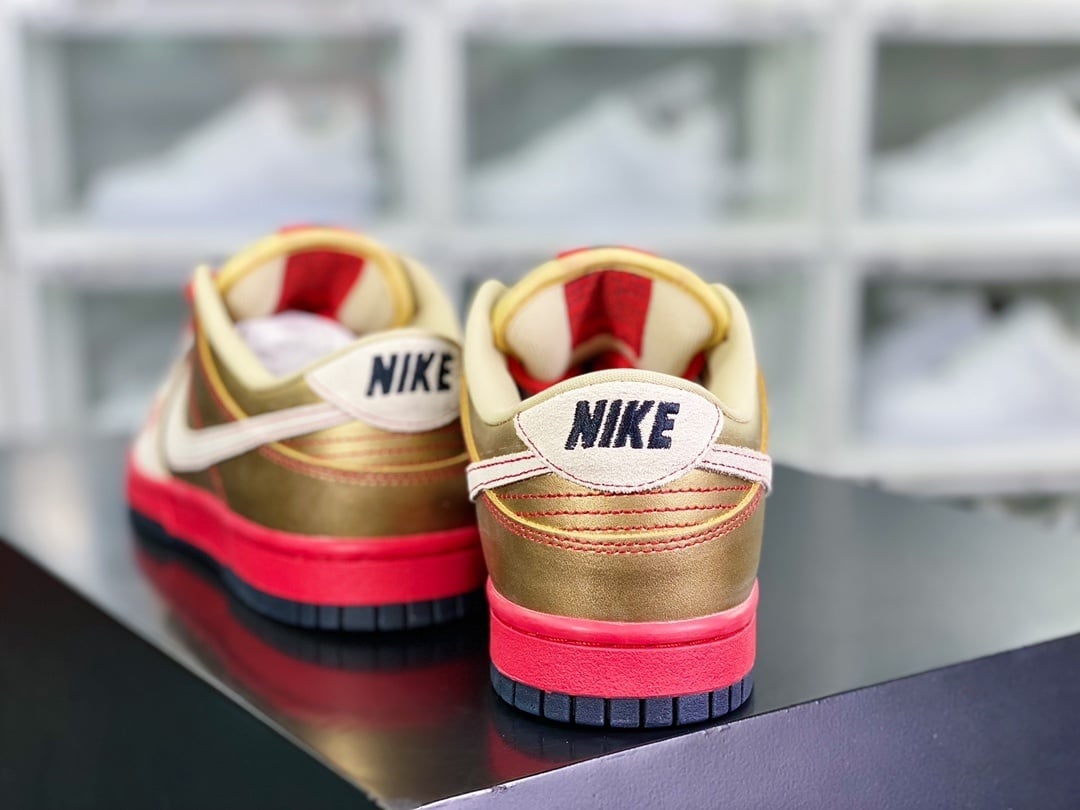 NK Dunk Low Gato da Sorte Dourado - Vista 4