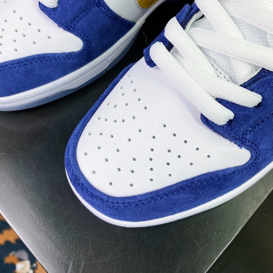 NK Dunk Low BMW 2006 Ouro e Prata - Vista 5