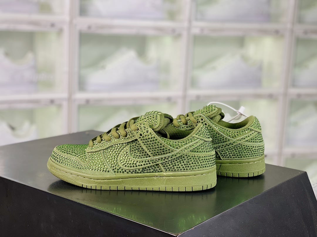 NK Dunk Low Flash Diamante Verde Militar - Vista 2